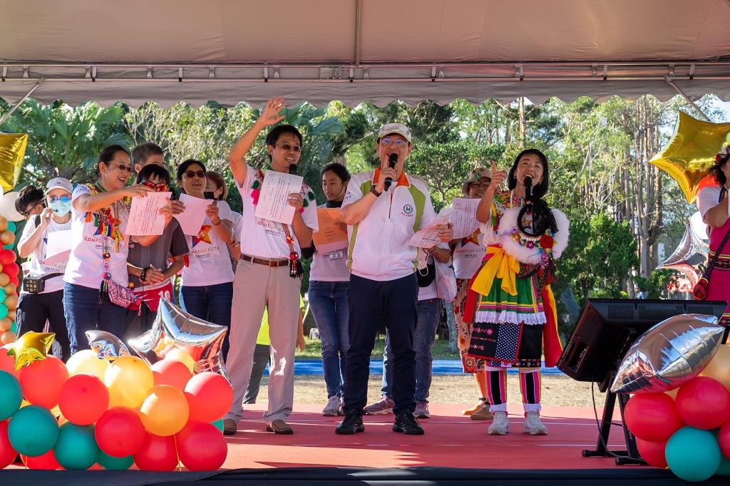 台東縣都蘭診所診所祭-在宅醫療能達成老人在宅安養的快樂天堂